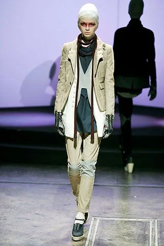 Look 25